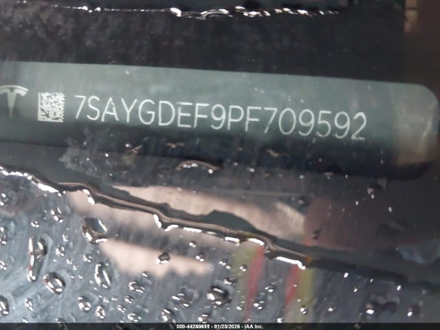2023 TESLA MODEL Y 7SAYGDEF9PF709592 Photo 8