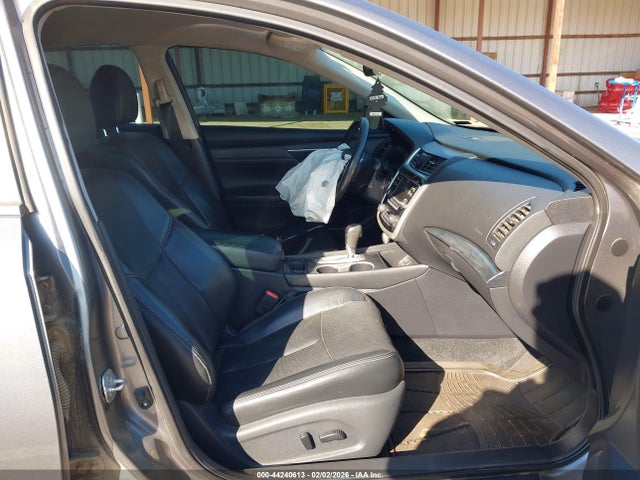 1N4AL3AP3JC198930 Nissan Altima 2.5 Sl