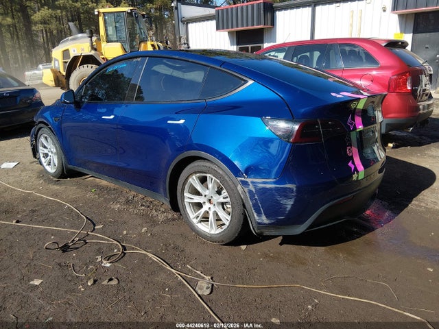 2020 TESLA MODEL Y 5YJYGDEE7LF031777 Photo 2