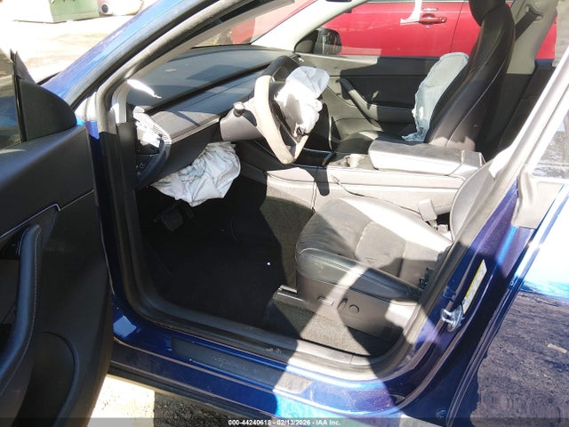 2020 TESLA MODEL Y 5YJYGDEE7LF031777 Photo 4