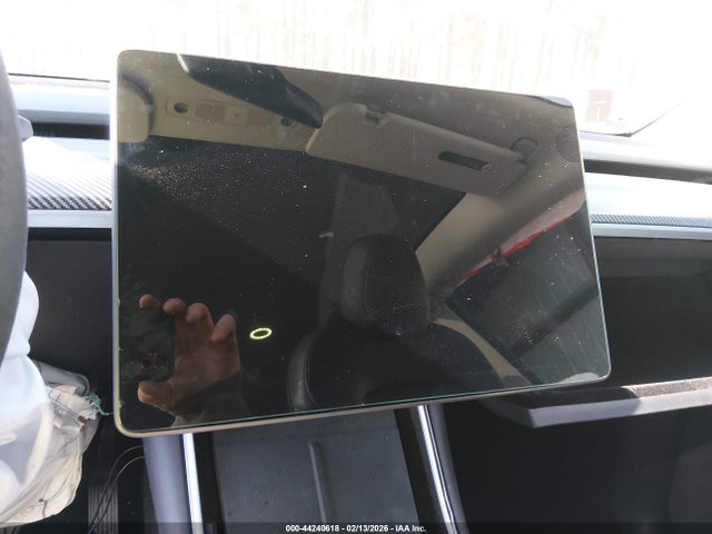 2020 TESLA MODEL Y 5YJYGDEE7LF031777 Photo 6