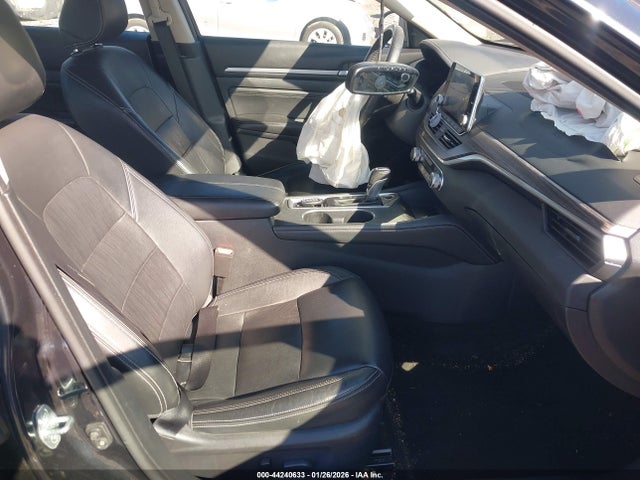 2019 NISSAN ALTIMA 1N4BL4EV4KC173961 Photo 4