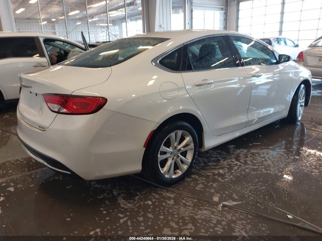 2015 Chrysler 200 Limited მანქანა იყიდება აუქციონზე, vin: 1C3CCCAB6FN563088, აუქციონის ნომერი: 44240664