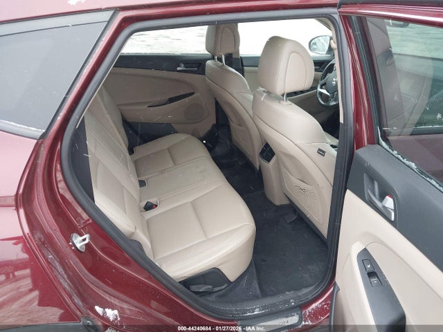 2018 HYUNDAI TUCSON KM8J3CA22JU606287 Photo 7
