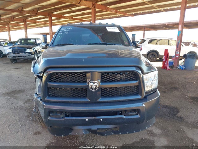3C63RPGL8HG696732 RAM 3500 Tradesman 4x2 8&#039; Box