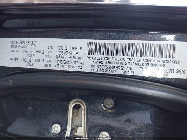 3C63RPGL8HG696732 RAM 3500 Tradesman 4x2 8&#039; Box