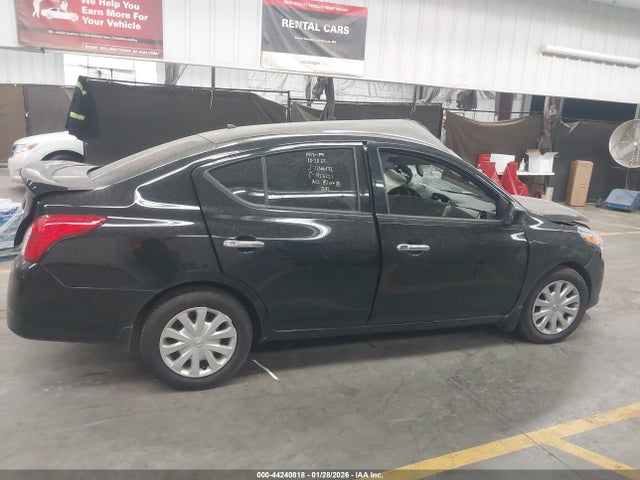 3N1CN7AP9JL884126 Nissan Versa 1.6 Sv
