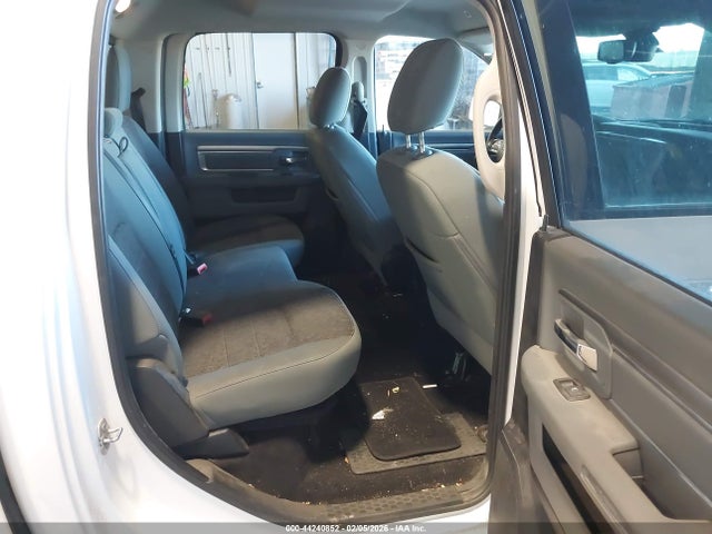 Продажа на аукционе авто 2018 Ram 1500 Big Horn  4x4 5'7 Box, vin: 1C6RR7LT4JS323752, номер лота: 44240852