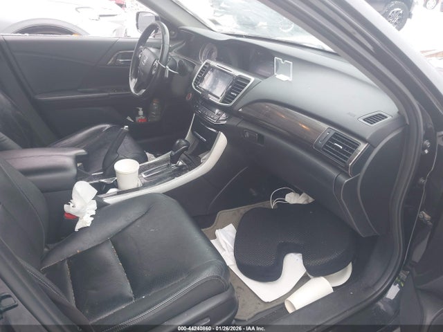 Aukcja sprzedaży 2017 Honda Accord Ex-l V6, vin: 1HGCR3F86HA016907, numer aukcji: 44240860