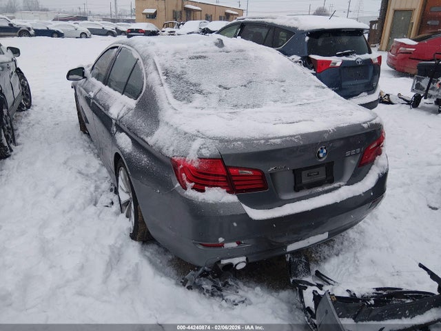 2016 BMW 528I WBA5A7C55GG144340 Photo 2