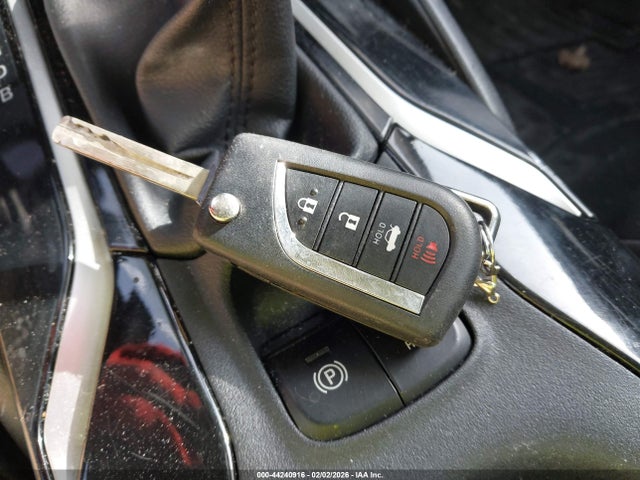 Продажа на аукционе авто 2021 Toyota Corolla Le, vin: 5YFEPMAE0MP180093, номер лота: 44240916