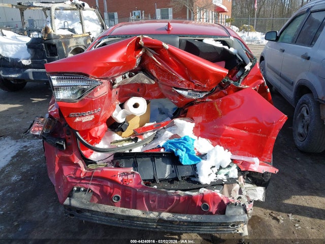 Продажа на аукционе авто 2021 Toyota Corolla Le, vin: 5YFEPMAE0MP180093, номер лота: 44240916