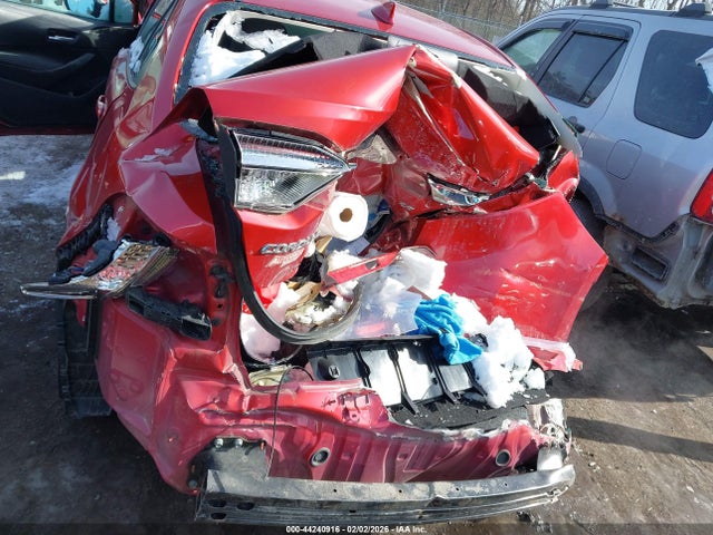 Продажа на аукционе авто 2021 Toyota Corolla Le, vin: 5YFEPMAE0MP180093, номер лота: 44240916