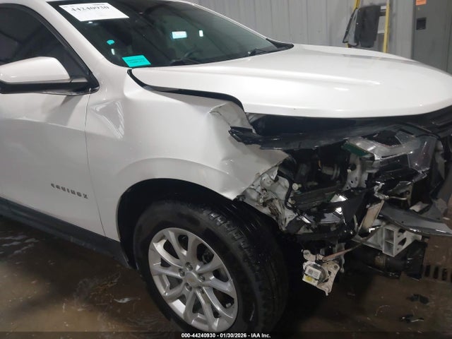 2018 Chevrolet Equinox Lt მანქანა იყიდება აუქციონზე, vin: 2GNAXJEV6J6136921, აუქციონის ნომერი: 44240930