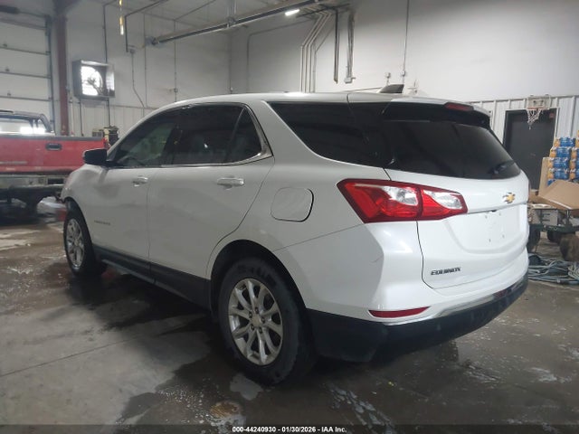 2018 Chevrolet Equinox Lt მანქანა იყიდება აუქციონზე, vin: 2GNAXJEV6J6136921, აუქციონის ნომერი: 44240930