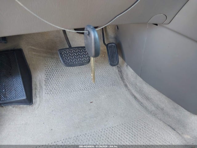 44240938 :رقم المزاد ، JT6GF10U9Y0073702 vin ، 2000 Lexus Rx 300 مزاد بيع