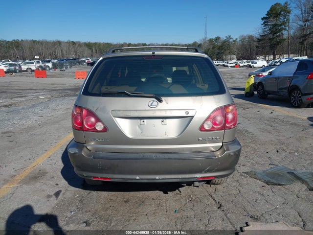 44240938 :رقم المزاد ، JT6GF10U9Y0073702 vin ، 2000 Lexus Rx 300 مزاد بيع