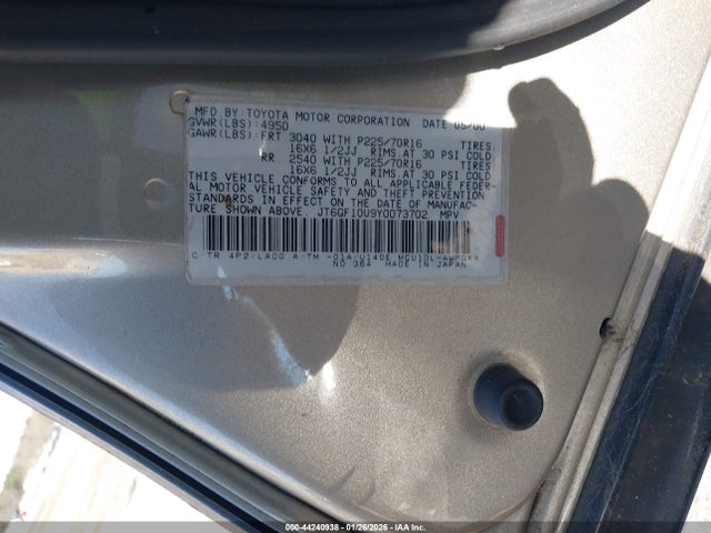 44240938 :رقم المزاد ، JT6GF10U9Y0073702 vin ، 2000 Lexus Rx 300 مزاد بيع