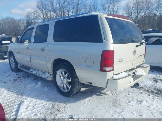 2005 CADILLAC ESCALADE ESV 3GYFK66N95G126848 Photo 2