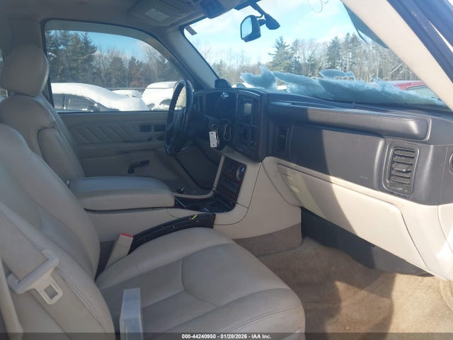 2005 CADILLAC ESCALADE ESV 3GYFK66N95G126848 Photo 4