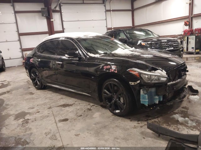2016 INFINITI Q70L JN1BY1PR6GM721117
