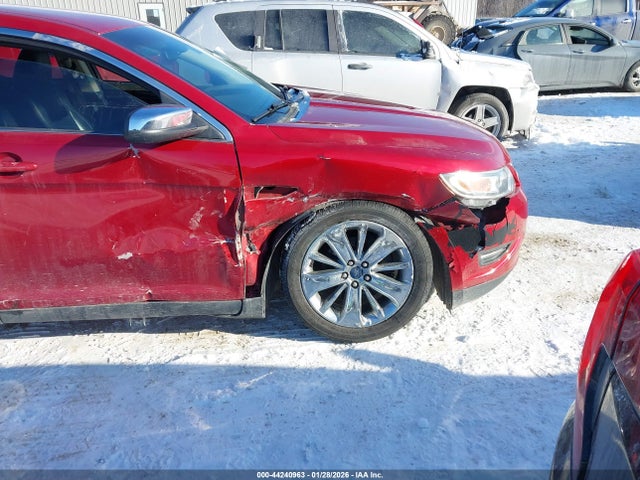 44240963 :رقم المزاد ، 1FAHP2JW5BG163272 vin ، 2011 Ford Taurus Limited مزاد بيع