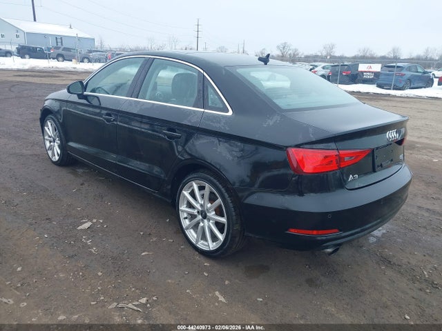 2015 AUDI A3 WAUEFGFFXF1069433 Photo 2