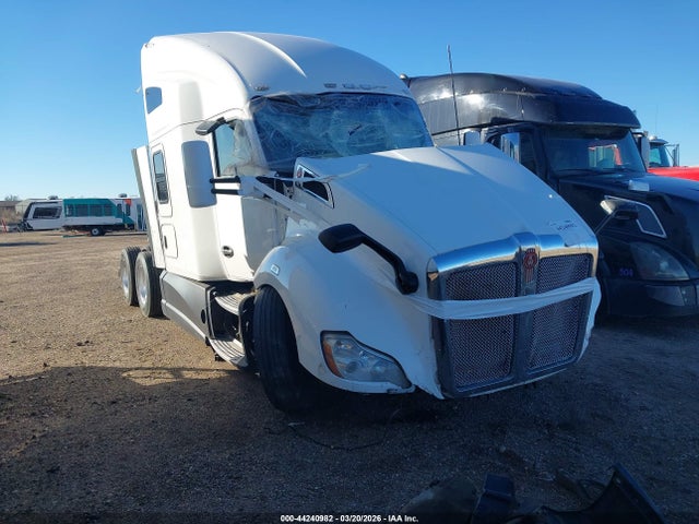 2016 KENWORTH CONSTRUCTION 1XKYD49X7GJ491772