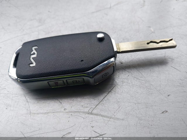 KNDJ23AU8P7196997 KIA mpi nu