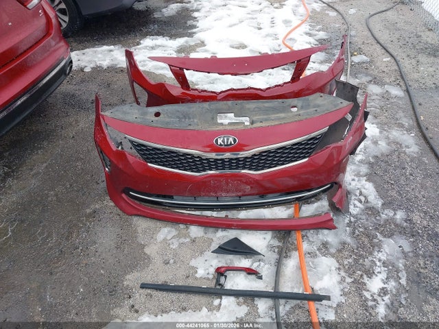 Продажа на аукционе авто 2018 Kia Optima S, vin: 5XXGT4L37JG205981, номер лота: 44241065