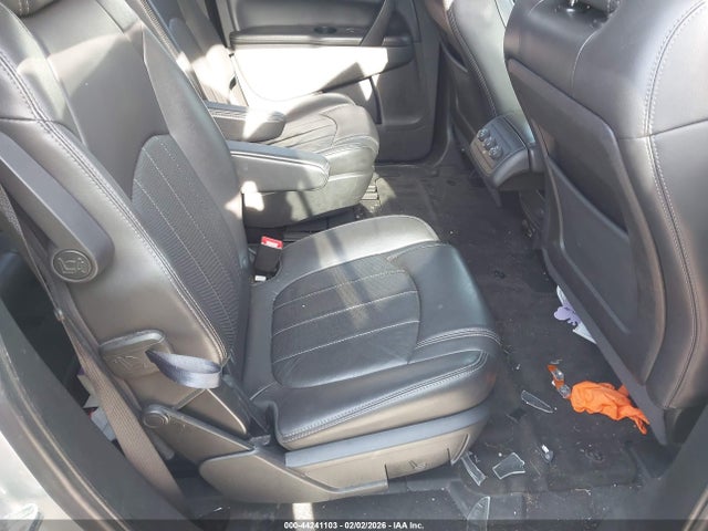 Продажа на аукционе авто 2017 Buick Enclave Leather, vin: 5GAKVBKD5HJ239458, номер лота: 44241103