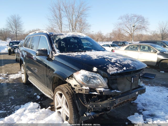Продаж на аукціоні авто 2016 Mercedes-benz Gl 550 4matic, vin: 4JGDF7DE7GA703688, номер лоту: 44241102