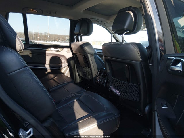 Продаж на аукціоні авто 2016 Mercedes-benz Gl 550 4matic, vin: 4JGDF7DE7GA703688, номер лоту: 44241102