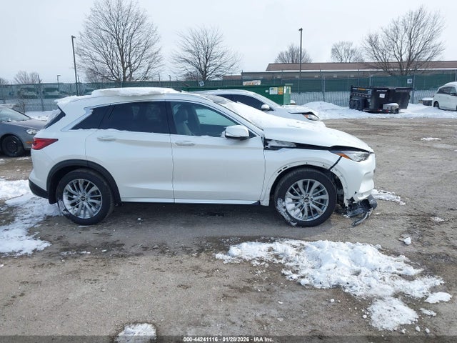 3PCAJ5BB8RF108569 Infiniti Qx50 Luxe Awd