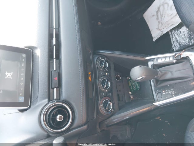 3MYDLBYV0HY170057 Toyota YARIS IA