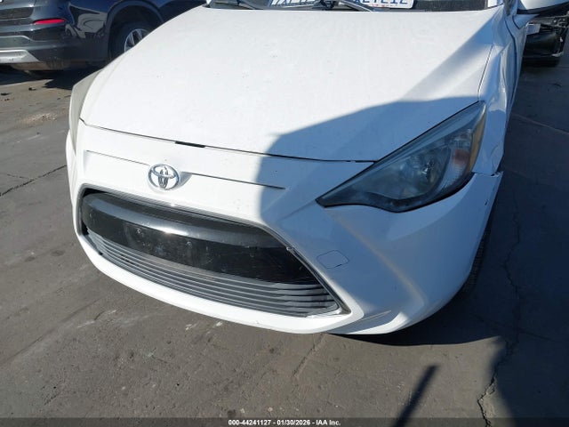 3MYDLBYV0HY170057 Toyota YARIS IA