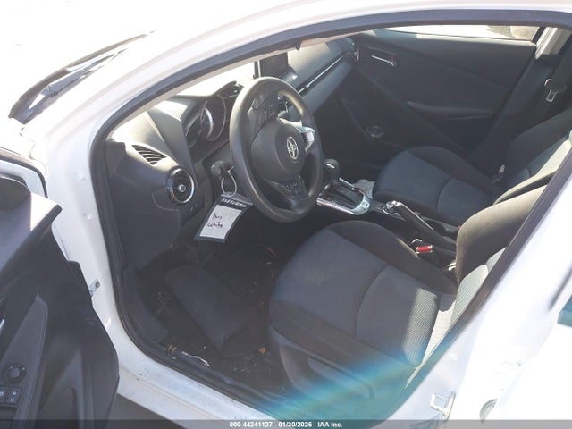 3MYDLBYV0HY170057 Toyota YARIS IA