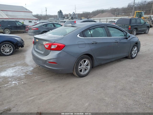 1G1BE5SMXJ7115472 Chevrolet Cruze Lt Auto