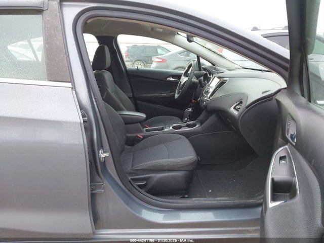 1G1BE5SMXJ7115472 Chevrolet Cruze Lt Auto