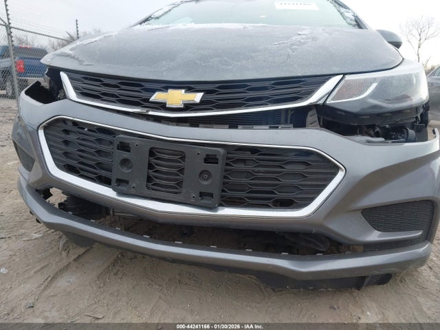 1G1BE5SMXJ7115472 Chevrolet Cruze Lt Auto