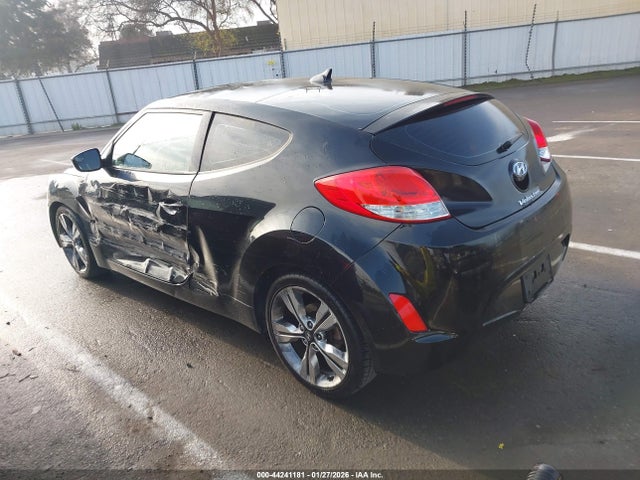 KMHTC6AD5HU324795 Hyundai Veloster Value Edition