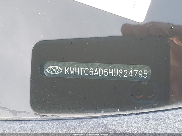 KMHTC6AD5HU324795 Hyundai Veloster Value Edition