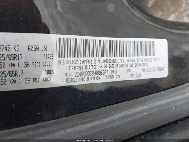 Auction sale of the 2017 Dodge Grand Caravan Sxt, vin: 2C4RDGCG6HR698077, lot number: 44241200