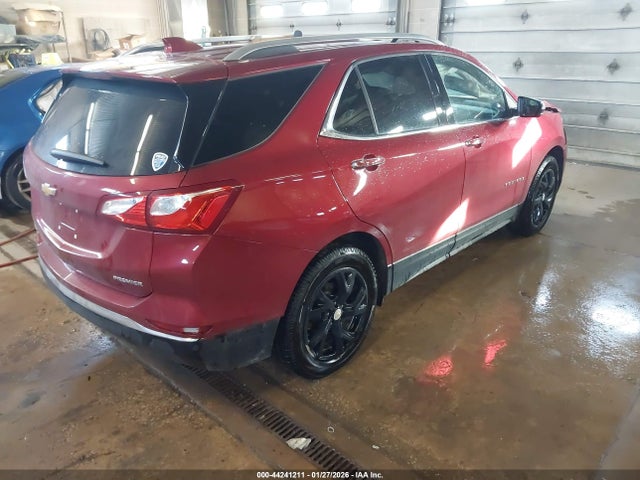 2019 CHEVROLET EQUINOX 2GNAXNEVXK6126949 Photo 3