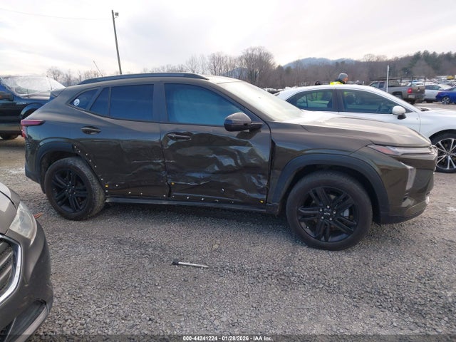 KL77LKE28RC021411 Chevrolet Trax Fwd Activ
