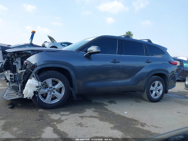 5TDCZRAH2MS083137 Toyota Highlander L