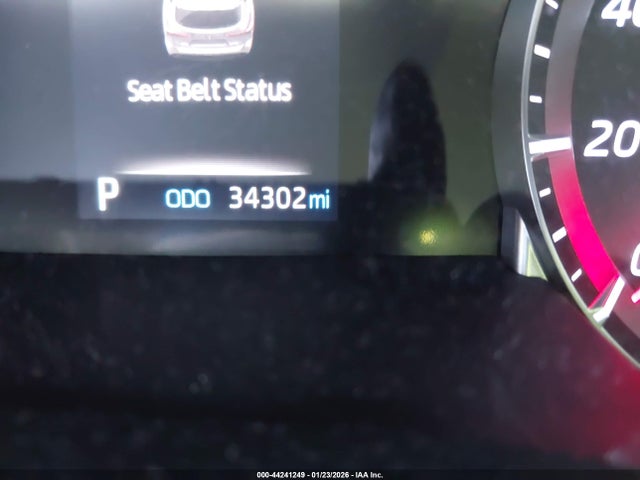 5TDCZRAH2MS083137 Toyota Highlander L