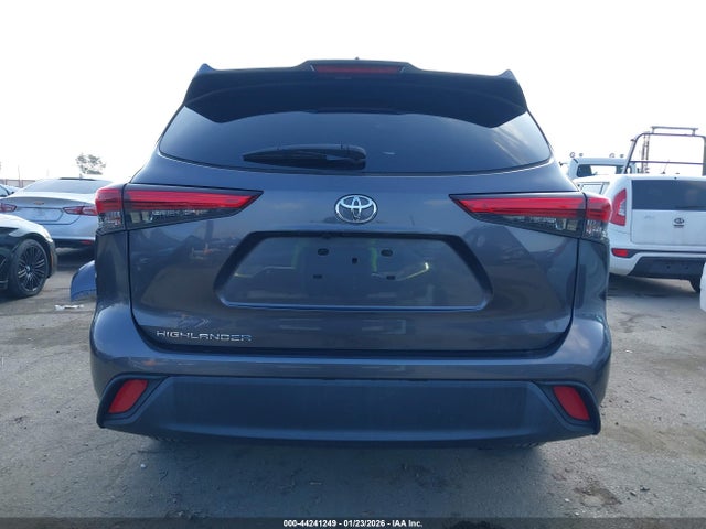 5TDCZRAH2MS083137 Toyota Highlander L