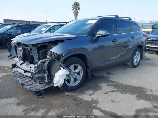 5TDCZRAH2MS083137 Toyota Highlander L