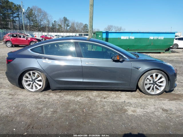 Продаж на аукціоні авто 2018 Tesla Model 3 Long Range/performance, vin: 5YJ3E1EBXJF064077, номер лоту: 44241290